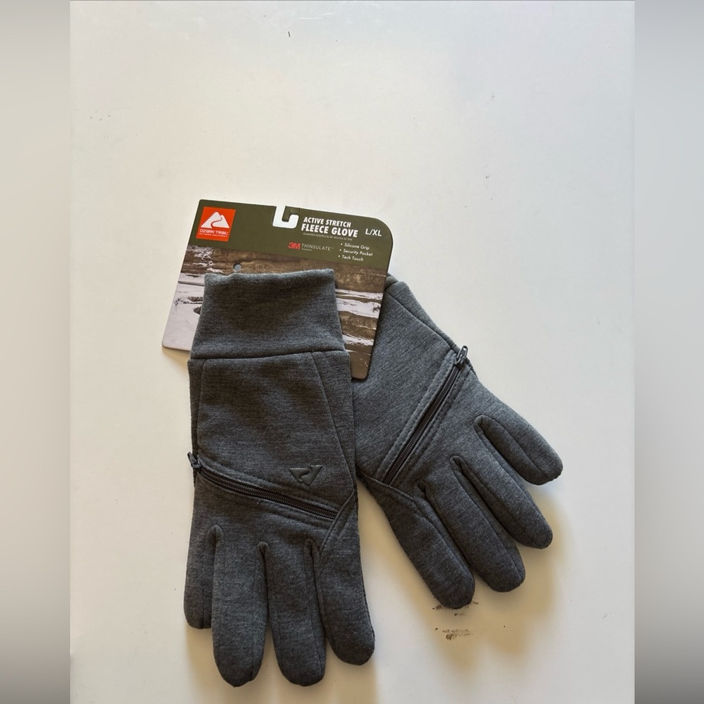 Ozark Trail Dark Gray Stretch Fleece Gloves with Zipper Pocket